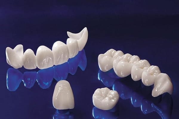 răng toàn sứ Zirconia